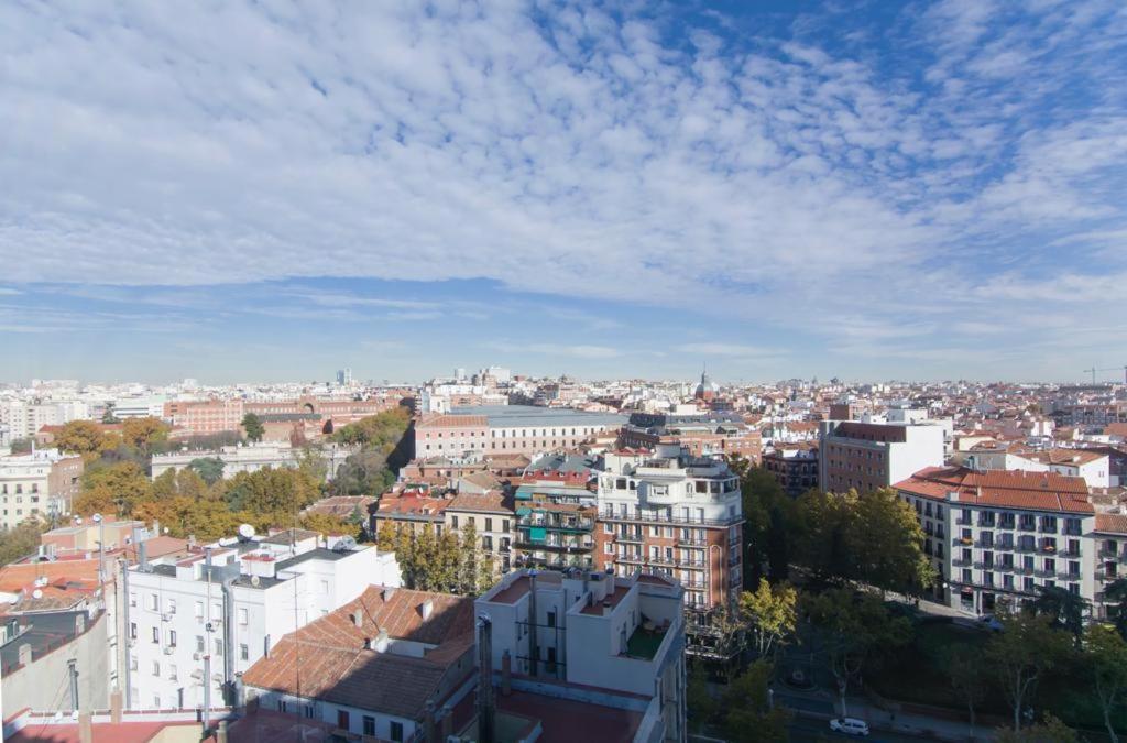 Plaza Espana & Gran Via Madrid Exterior photo